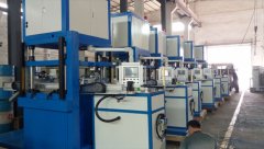 四柱油壓機如何保持系統(tǒng)壓力，作為應急