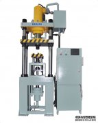 為什么由油壓機(jī)水平安裝的油缸能自然行