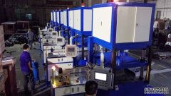 四柱油壓機中什么是并列式電液同步進行